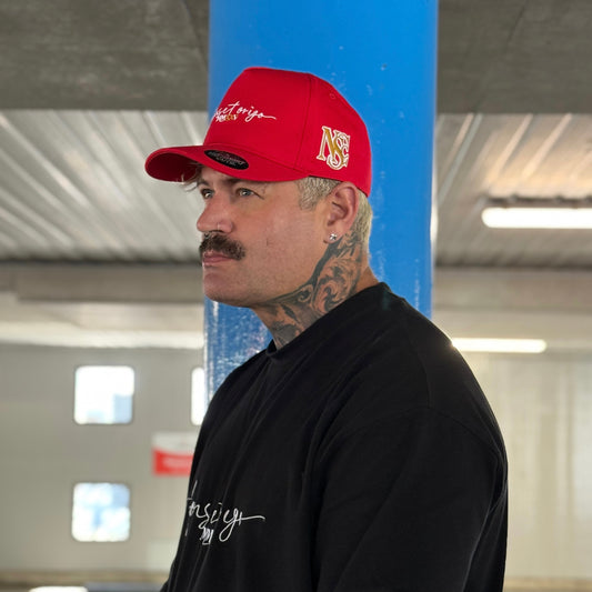 The “fons et origo” cap (red)