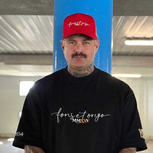 The “fons et origo” cap (red)