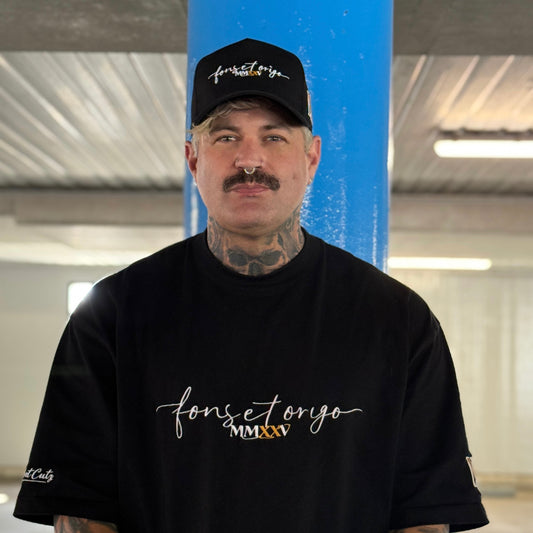 The “fons et origo” cap (black)